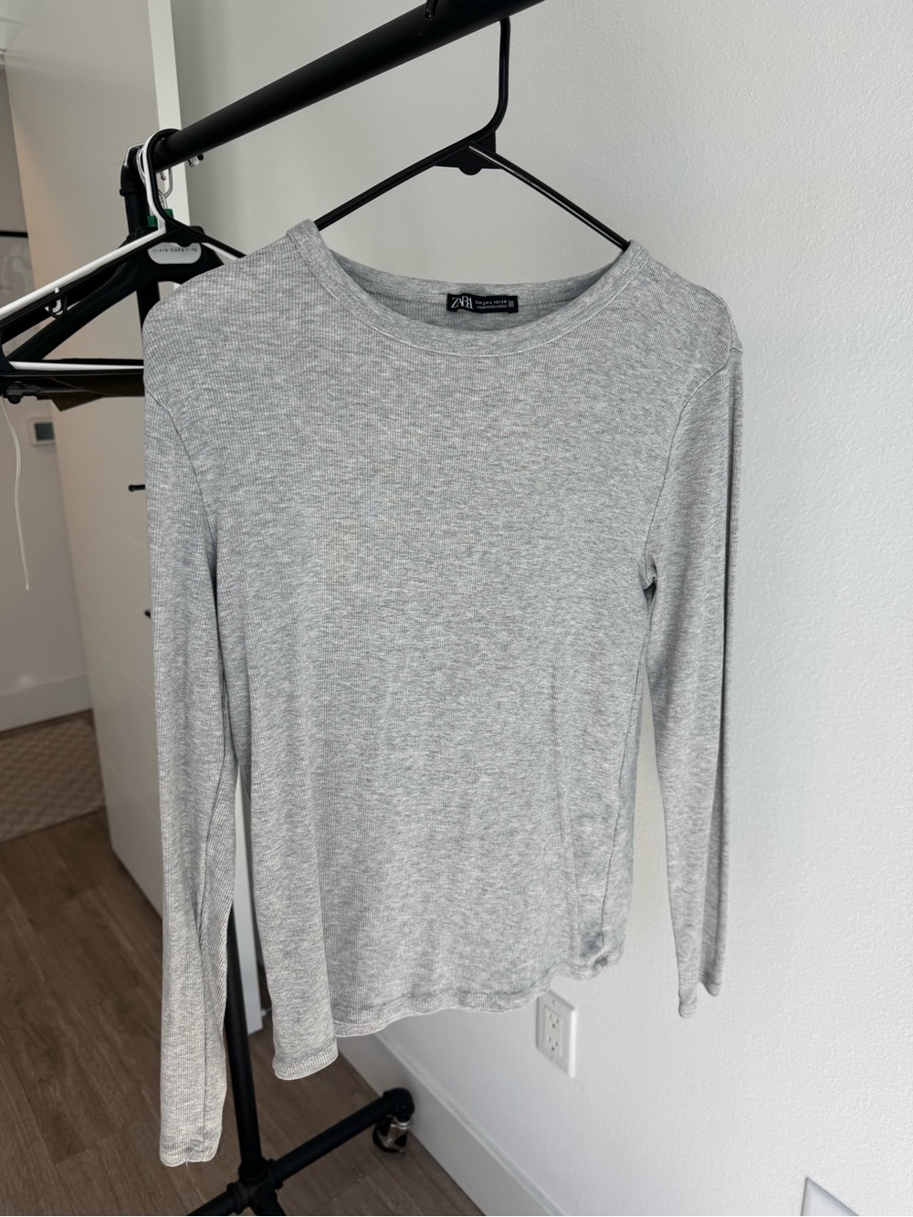 Zara Heather Gray Long-Sleeve Crewneck Top
